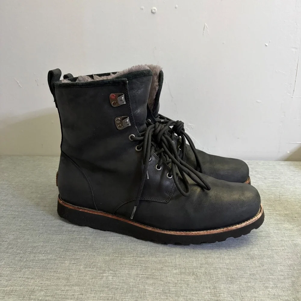 UGG Hannen TL Boots Mens 11 Black Waterproof Leather Shearling Lined Lace Up